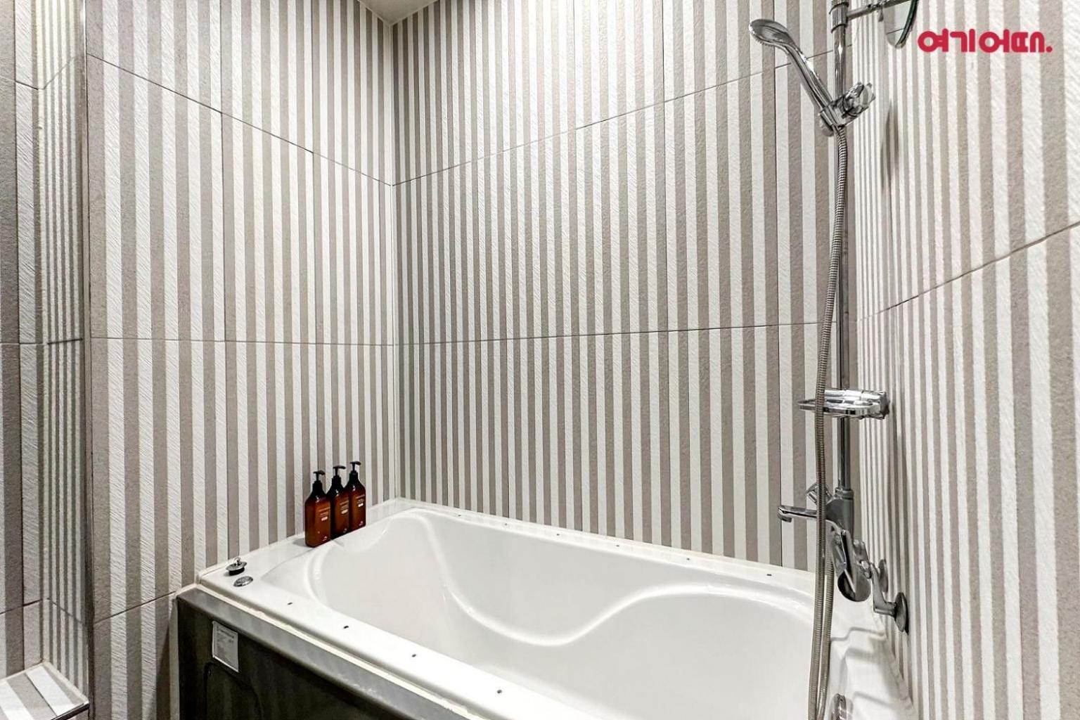 Hotel Yaja Terminal Branch Yongin Extérieur photo